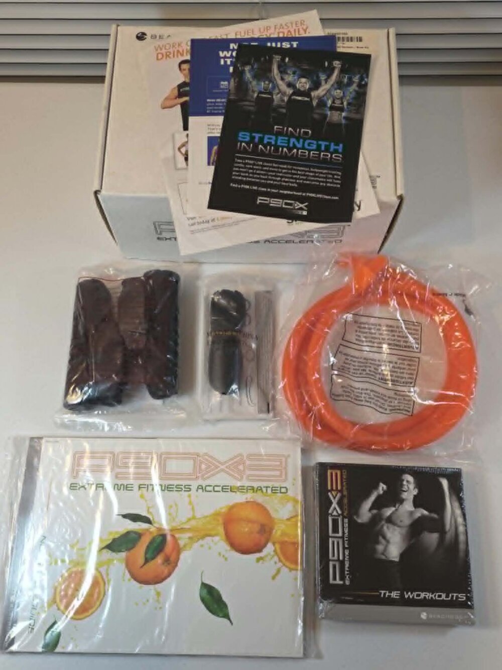 BEACHBODY P90X3 EXTREME FITNESS ACCELERATED DVD WORKOUT SET RESISTANCE BAND NEW